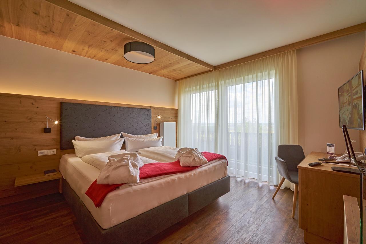 Wellnesshotel Zum Koch Ortenburg Екстериор снимка